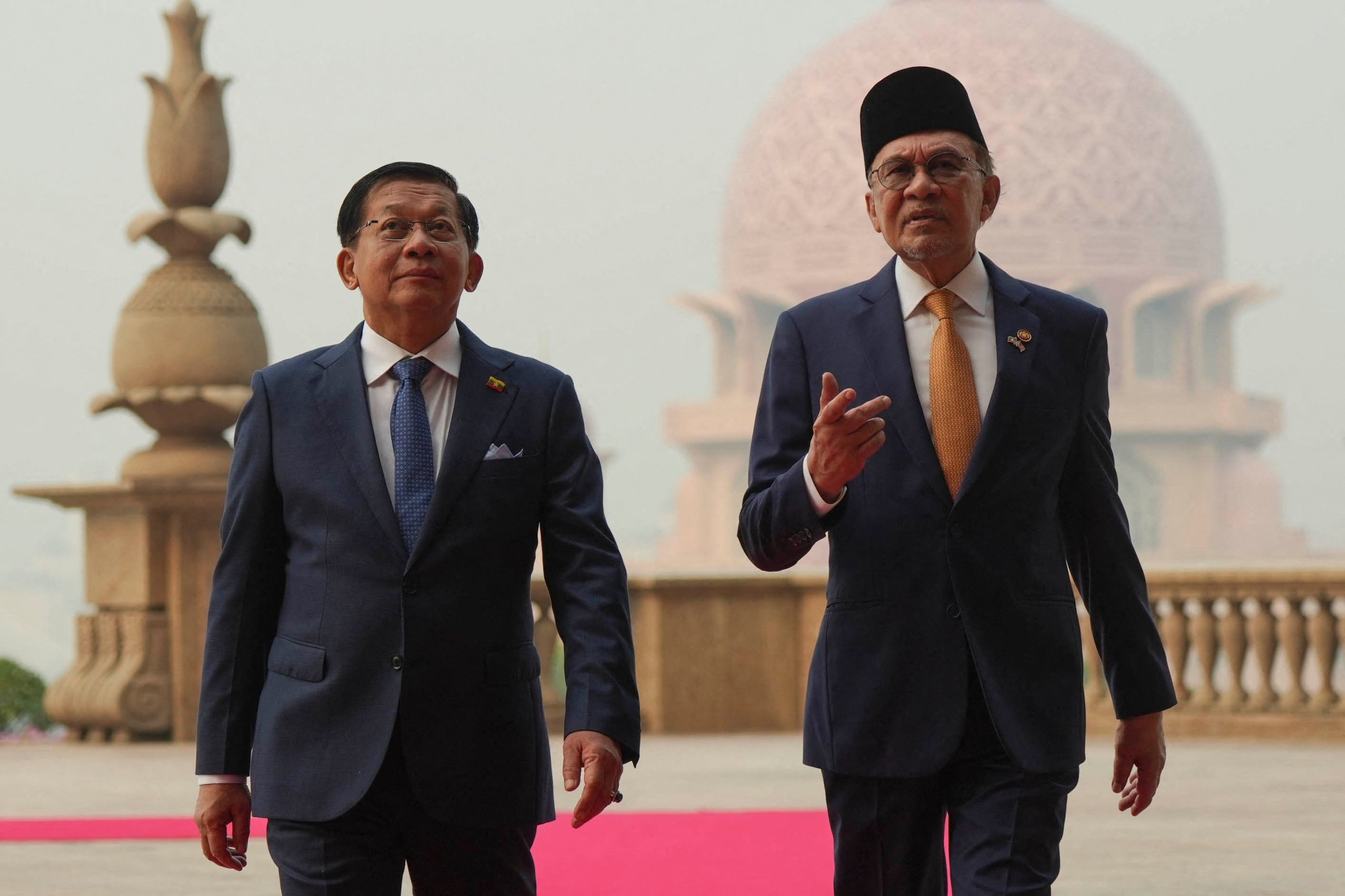 Malaysia promises Myanmar help toward full ASEAN reintegration
