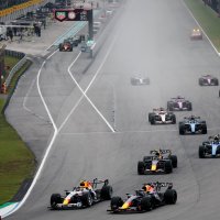 Drivers in action during the Bahrain Grand Prix at Sepang International Circuit, Sepang, Malaysia, Oct. 4, 2026. (Reuters Photo)
