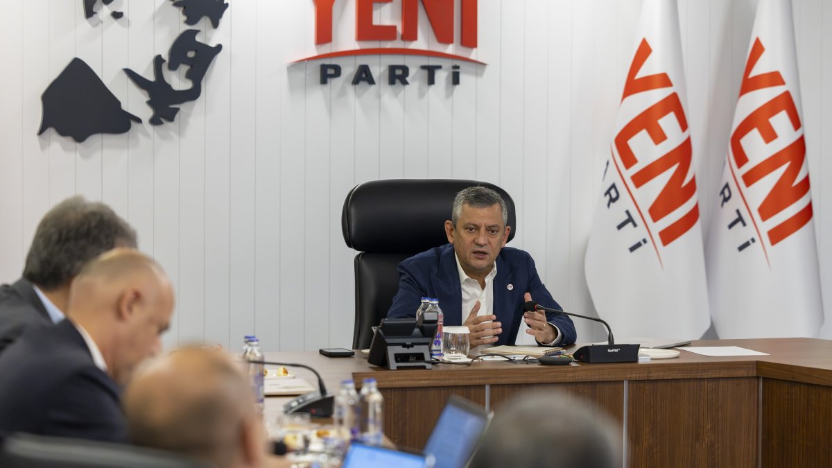 New Party leader Özgür Özel chairs a meeting at the party's headquarters, Ankara, Türkiye, Oct. 7, 2026. (AA Photo)