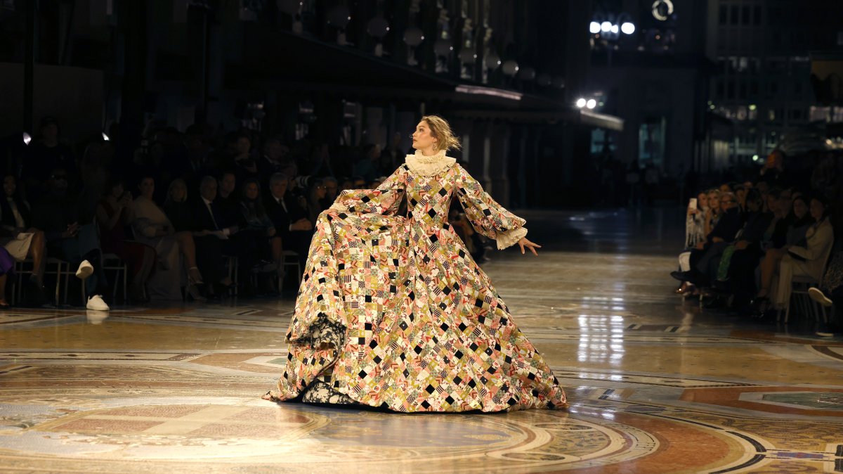 Gigi Hadid walks the runway during Vogue World: Milano 2026 at Galleria Vittorio Emanuele II, Milan, Italy, Sept. 22, 2026. (Getty Images Photo)