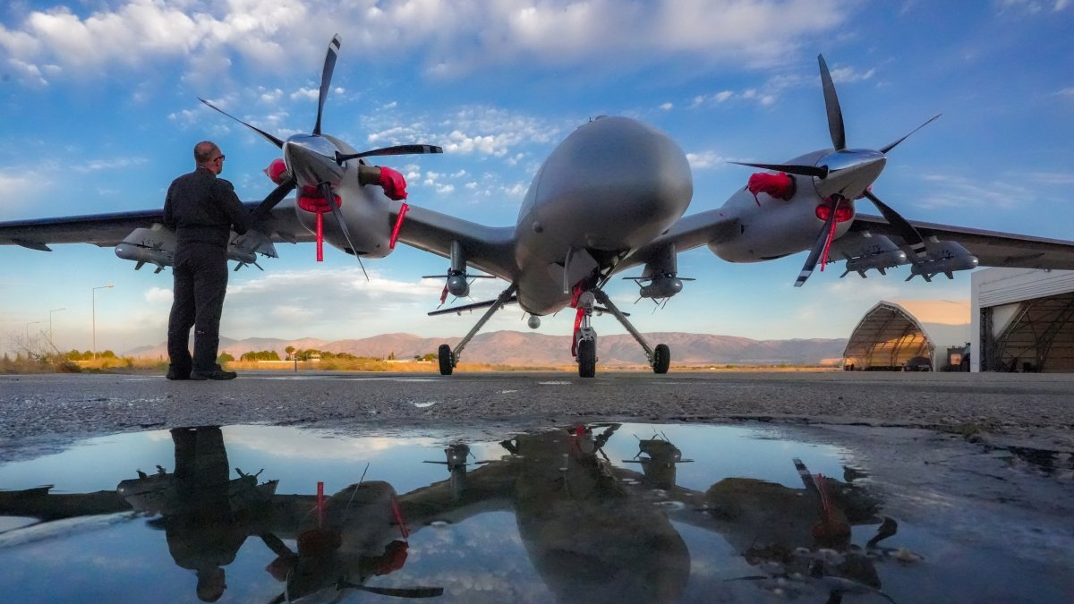 A Bayraktar Akıncı unmanned combat aerial vehicle is seen at the Elazığ Gendarmerie UAV Group Command, Elazığ, eastern Türkiye, Oct. 8, 2026. (AA Photo)