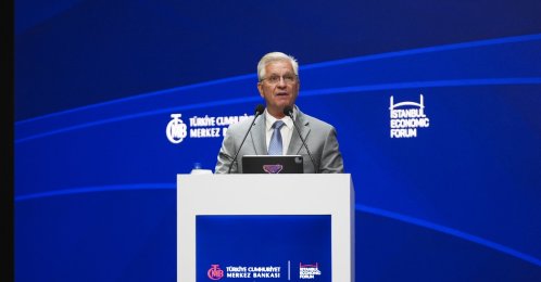U.S. Federal Reserve Board Governor Christopher Waller delivers a keynote speech during the Istanbul Economic Forum, Istanbul, Türkiye, Oct. 8, 2026. (AA Photo)