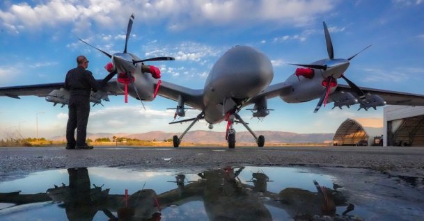 A Bayraktar Akıncı unmanned combat aerial vehicle is seen at the Elazığ Gendarmerie UAV Group Command, Elazığ, eastern Türkiye, Oct. 8, 2026. (AA Photo)