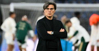 Türkiye's coach Vincenzo Montella looks on during the warm up prior the UEFA Nations League football match (League A day 4, Group A1) between Italy and Türkiye at the Renato Dall'Ara Stadium in Bologna on Oct. 5, 2026. (AFP File Photo)