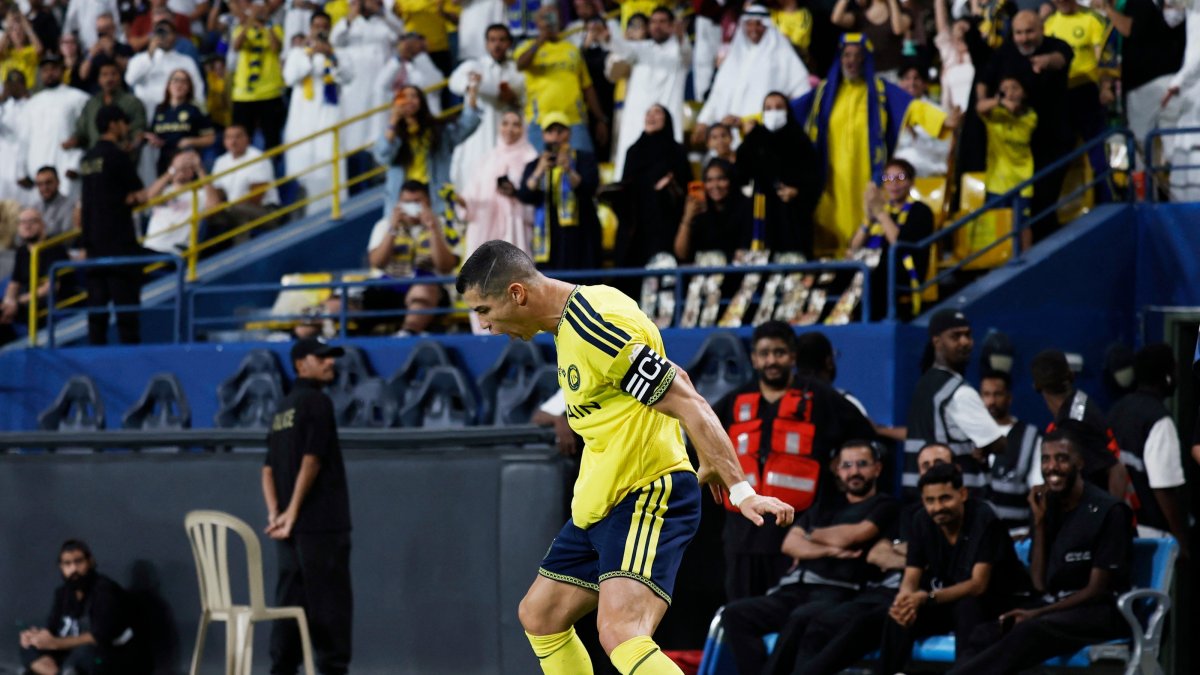 Al Nassr's Cristiano Ronaldo celebrates scoring during the Saudi Pro League match against Al Diriyah at Al Awwal Park, Riyadh, Saudi Arabia, Oct. 9, 2026. (Reuters Photo)