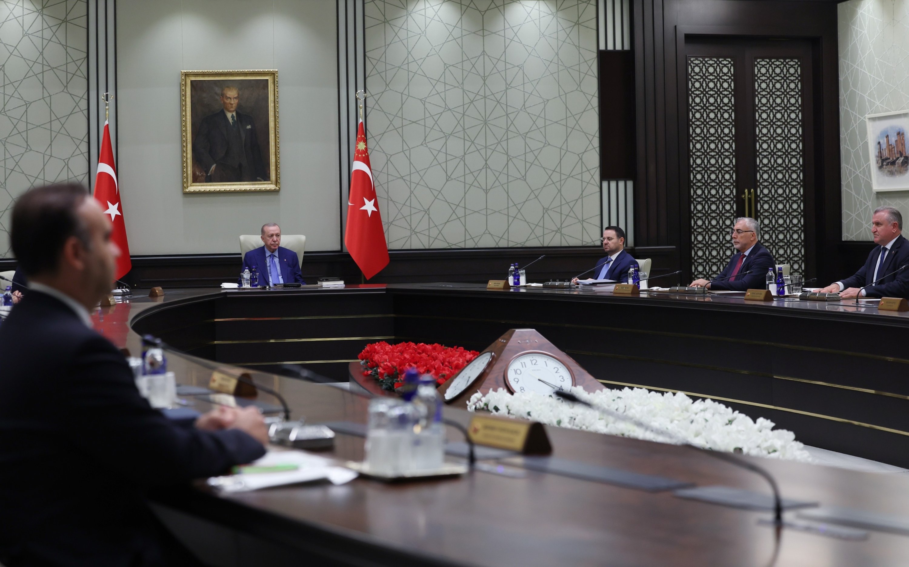Troubled funds, terror-free Türkiye on the agenda as the Cabinet meets