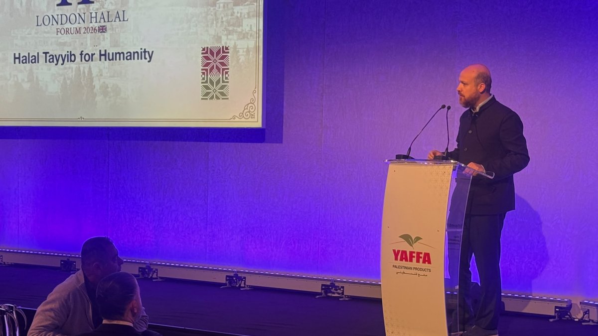 Bilal Erdoğan, chairman of the board of trustees of the Ilim Yayma Foundatio,n speaks during the Halal Forum, London, U.K., Oct. 11, 2026. (Photo by Alpaslan Düven)