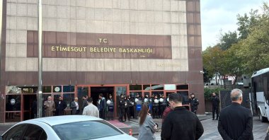 Security forces conduct a second round of raids as part of an investigation into Etimesgut Municipality, Ankara, Türkiye, Oct. 13, 2026. (DHA Photo)