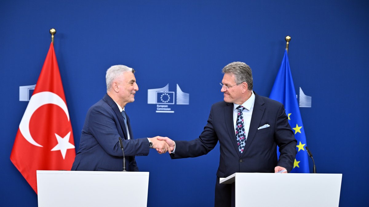 Trade Minister Ömer Bolat (L) shakes hands with European Commissioner for Trade Maros Sefcovic following their joint press conference, Brussels, Belgium, Oct. 13, 2026. (AA Photo)