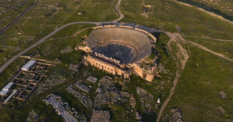 An aerial view of the ancient city of Hierapolis, Denizli, western Türkiye. (Shutterstock Photo)