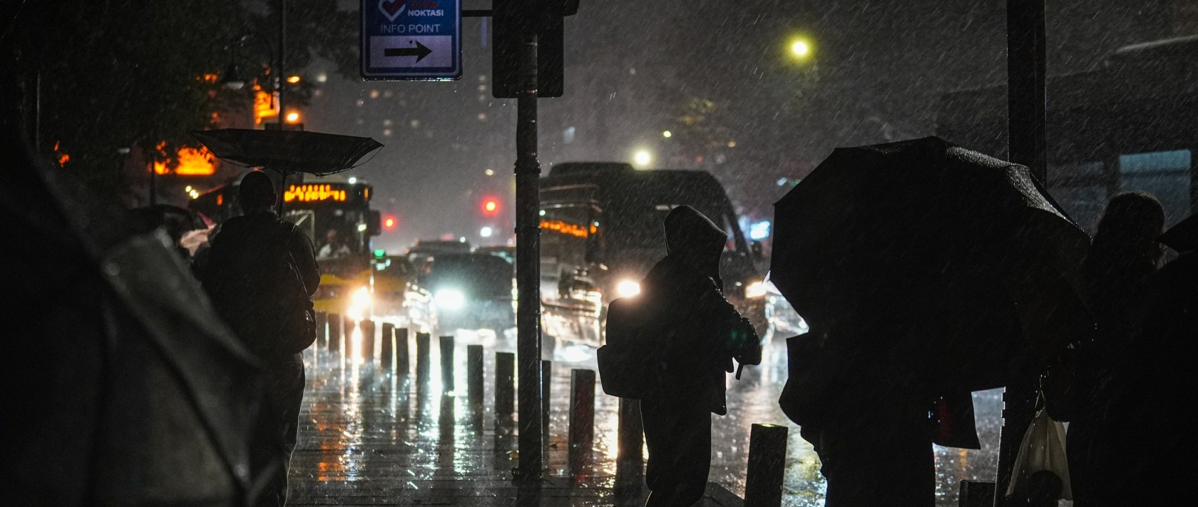 Heavy rainfall lashes Istanbul's Beşiktaş district and surrounding areas, Türkiye, Oct. 14, 2026. (AA Photo)