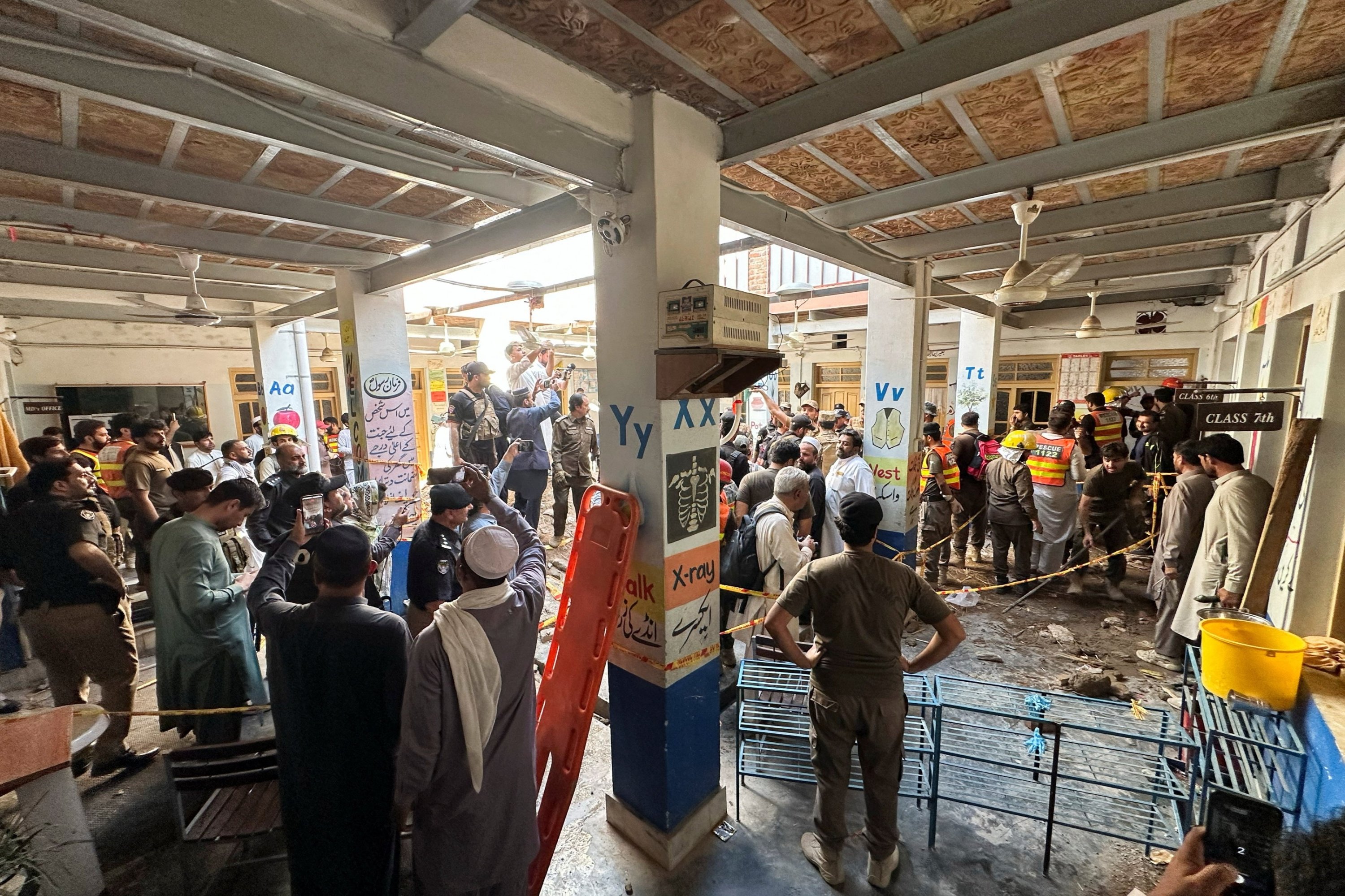 27 children, 1 teacher dead in NW Pakistan school roof collapse