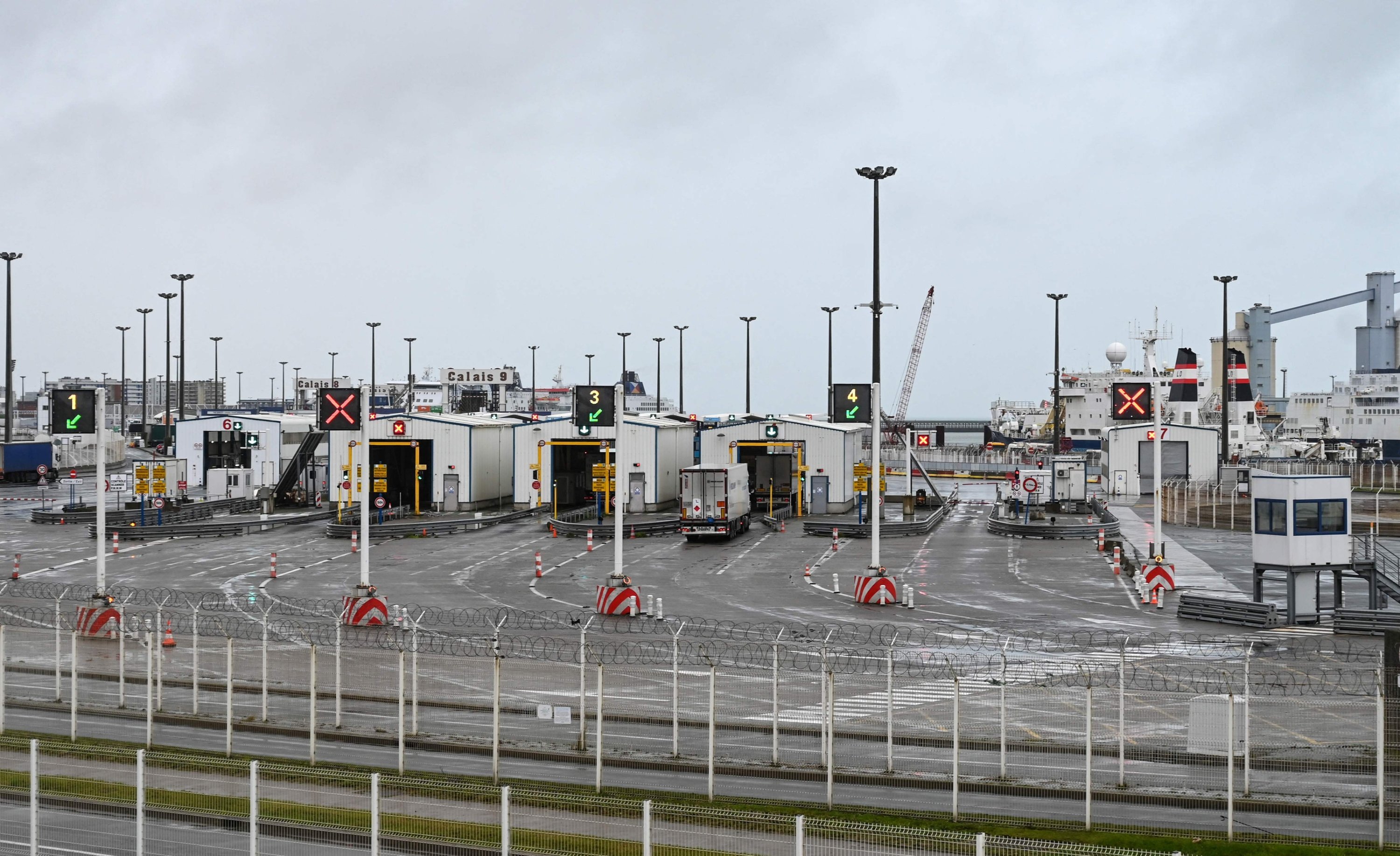 19 injured as train hits minibus at France's Channel Tunnel