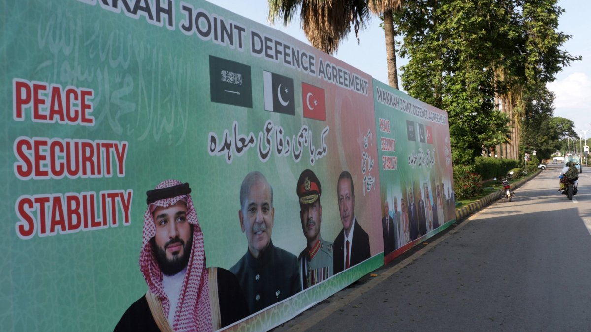 A billboard featuring (L-R) Saudi Crown Prince Mohammed bin Salman, Pakistan Prime Minister Shahbaz Sharif, Pakistan's Chief of Army Staff Syed Asim Munir and President Recep Tayyip Erdoğan is displayed on a road, Islamabad, Pakistan, Aug. 8, 2026. (EPA Photo)