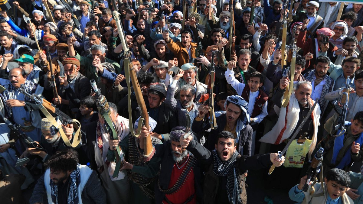 Supporters of the Houthis brandish their weapons during a protest against Saudi Arabia, in Sanaa, Yemen, Oct. 9, 2026. (AFP Photo)