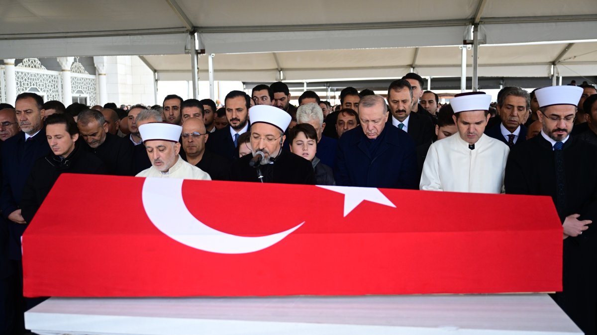President Recep Tayyip Erdoğan attends the funeral of Üsküdar Acting Mayor Dündar Ziya Gültekin, who died in a traffic accident, Istanbul, Türkiye, Oct. 16, 2026. (AA Photo)