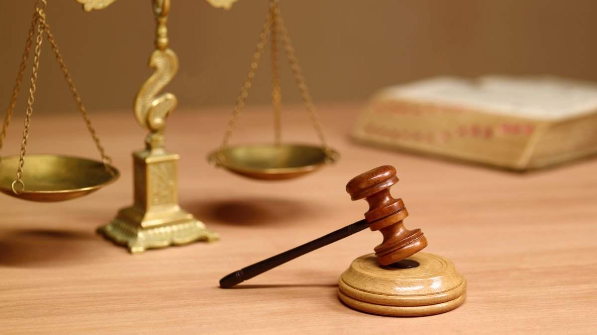 "The proposed rules would also apply to pending cases and existing alimony awards, with transitional provisions determining when payment obligations would end under the new system." (Getty Images Photo)