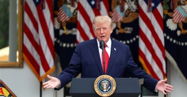 U.S. President Donald Trump speaks as members of professional police and firefighters' organizations eat lunch in the Rose Garden at the White House, Washington, U.S., Oct. 15, 2026. (EPA Photo)
