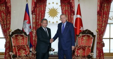 President Recep Tayyip Erdoğan and Cambodian Prime Minister Hun Manet shake hands as they meet in Istanbul, Oct. 16, 2026. (AA Photo)