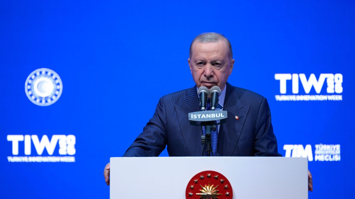 President Recep Tayyip Erdoğan speaks at the 13th Innovation Week, an event hosted by the Turkish Exporters Assembly (TİM) at the Haliç Congress Center, Istanbul, Türkiye, Oct. 16, 2026. (AA Photo)