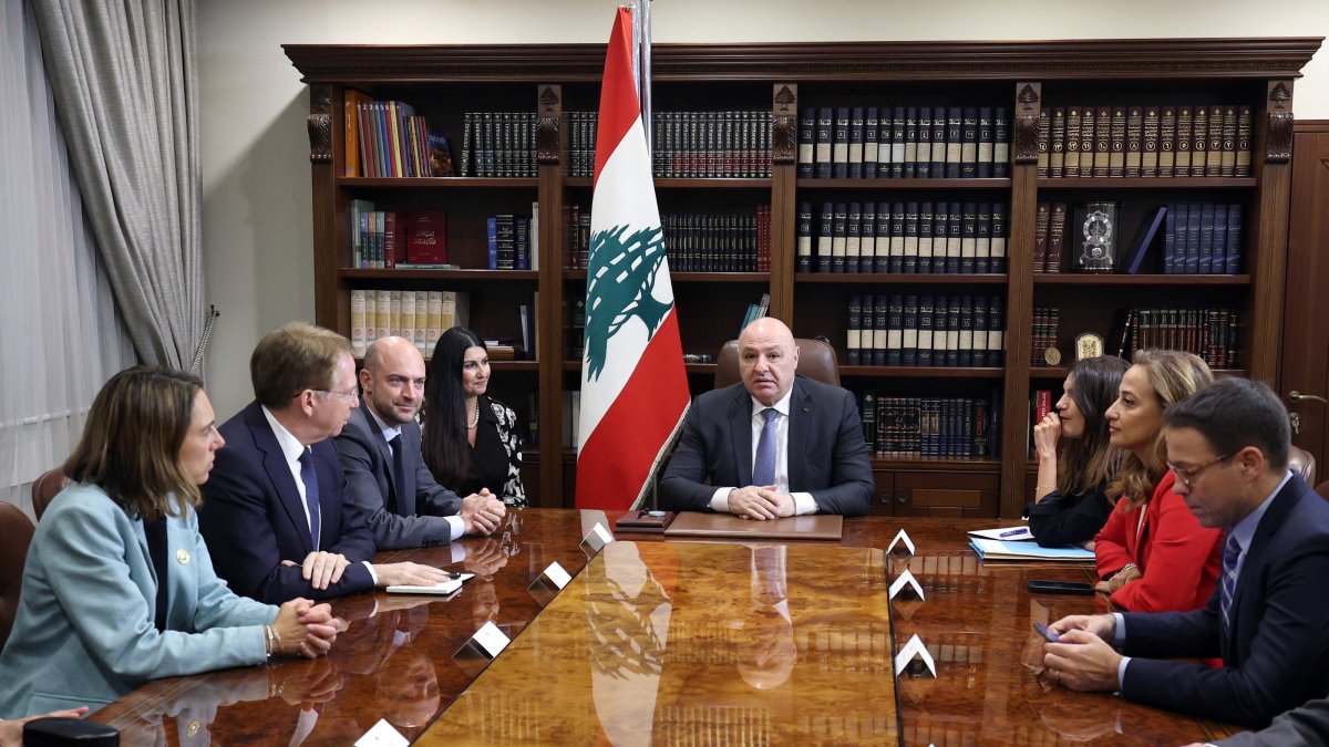 Lebanese President Joseph Aoun meets with France's Foreign Affairs Minister Jean-Noel Barrot (3-L) at the Presidential Palace in Baabda, east of Beirut, Lebanon, Oct. 17, 2026. (EPA Photo)