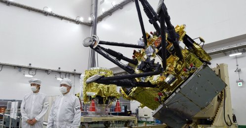 The Japan Aerospace Exploration Agency unveils a spacecraft for its Martian moons exploration mission at the Tanegashima Space Center, Minamitane, Japan, Aug. 13, 2026. (AP Photo)