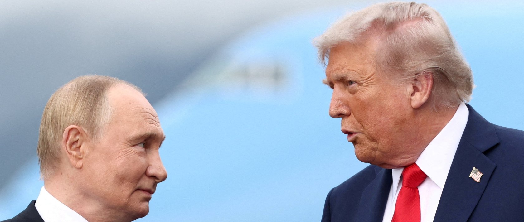 U.S. President Donald Trump speaks with Russian President Vladimir Putin, as they meet to negotiate for an end to the war in Ukraine, at Joint Base Elmendorf-Richardson in Anchorage, Alaska, Aug. 15, 2025. (Reuters File Photo)