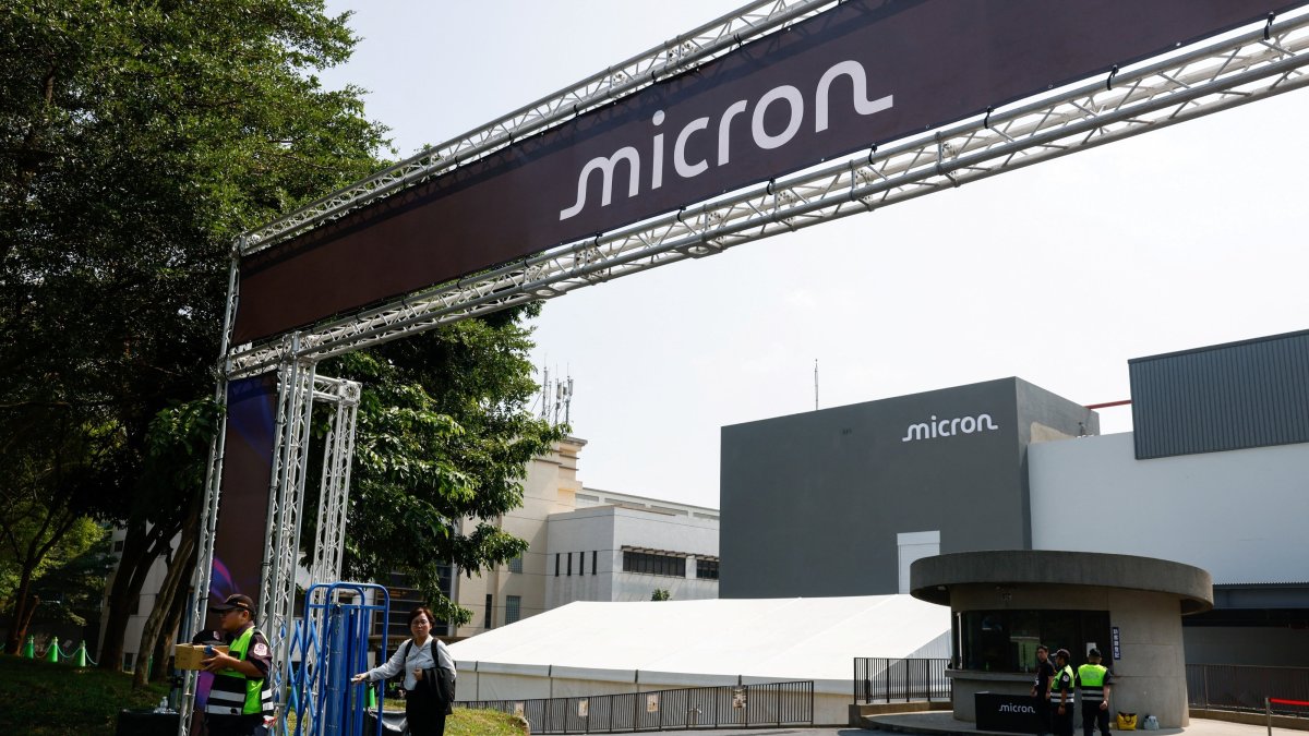 The newly opened Micron Advanced Assembly and Test Taiwan 2 (AATT2) facility in Taichung, Taiwan, Oct. 15, 2026. (Reuters Photo)