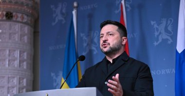 Ukraine's President Volodymyr Zelenskyy delivers a joint press conference after a meeting with Norway's Prime Minister and Finland's President on the situation in Ukraine, Oct. 20, 2026. (AFP Photo)