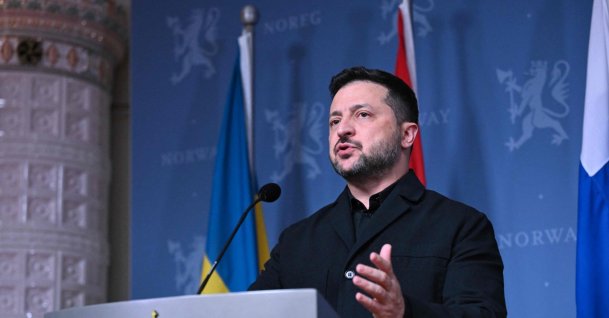 Ukraine's President Volodymyr Zelenskyy delivers a joint press conference after a meeting with Norway's Prime Minister and Finland's President on the situation in Ukraine, Oct. 20, 2026. (AFP Photo)