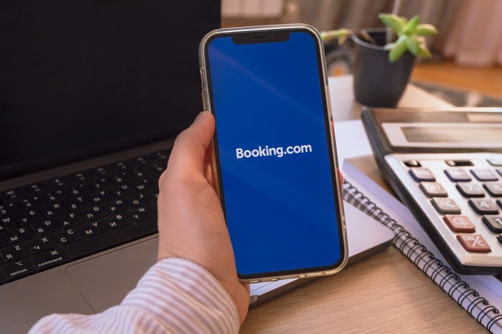 EU probes Booking.com over fake listings, scam risks