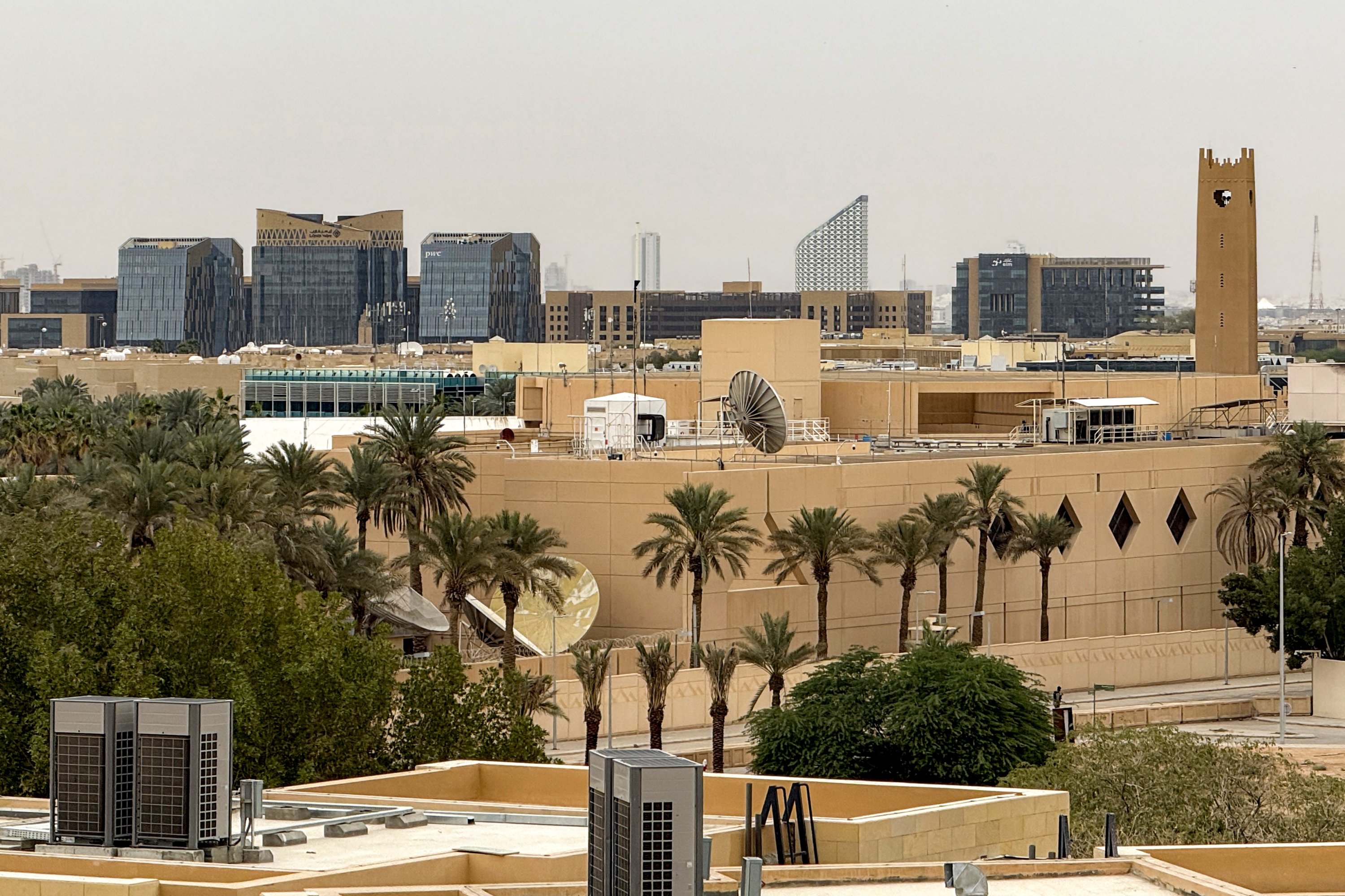 US orders embassy staff, families to leave Saudi Arabia