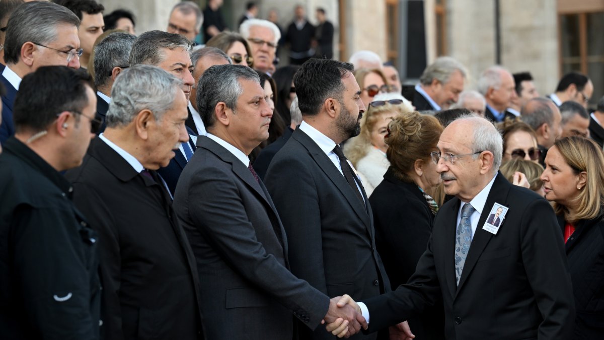 Kemal Kılıçdaroğlu (R) shakes the hand of Özgür Özel, during a funeral, Ankara, Türkiye, Oct. 19, 2026. (AA Photo)