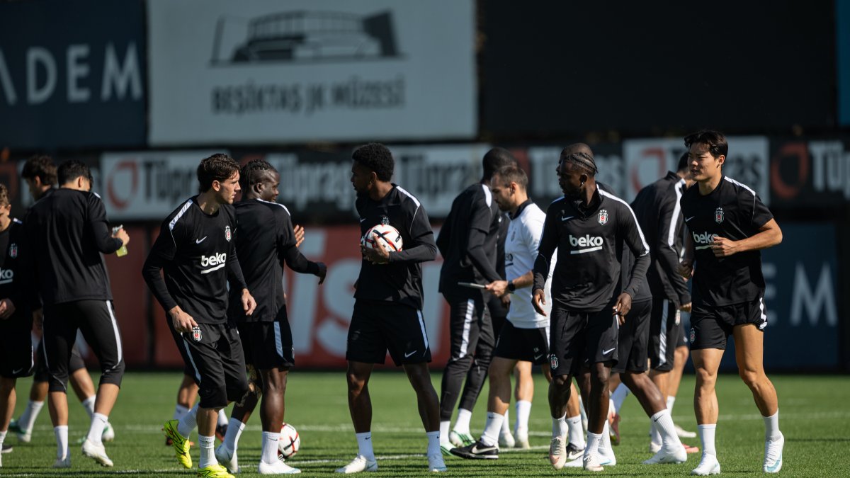 Beşiktaş players attend a training session at the BJK Nevzat Demir Facilities ahead of their UEFA Europa League match against Crystal Palace, Istanbul, Türkiye, Oct. 22, 2026. (AA Photo)