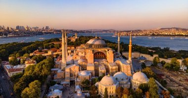 An aerial view of the Hagia Sophia Grand Mosque, Istanbul, Türkiye. (Shutterstock Photo)