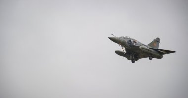 This file photo shows a Dassault Mirage 2000D jet fighter flying near the Nancy, France, Sept. 25, 2015. (AFP Photo)