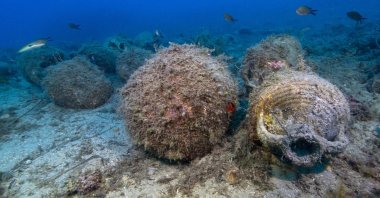 Ancient Byzantine amphorae are seen underwater off the coast of Ayvalık, western Türkiye, Oct. 21, 2026. (AA Photo)