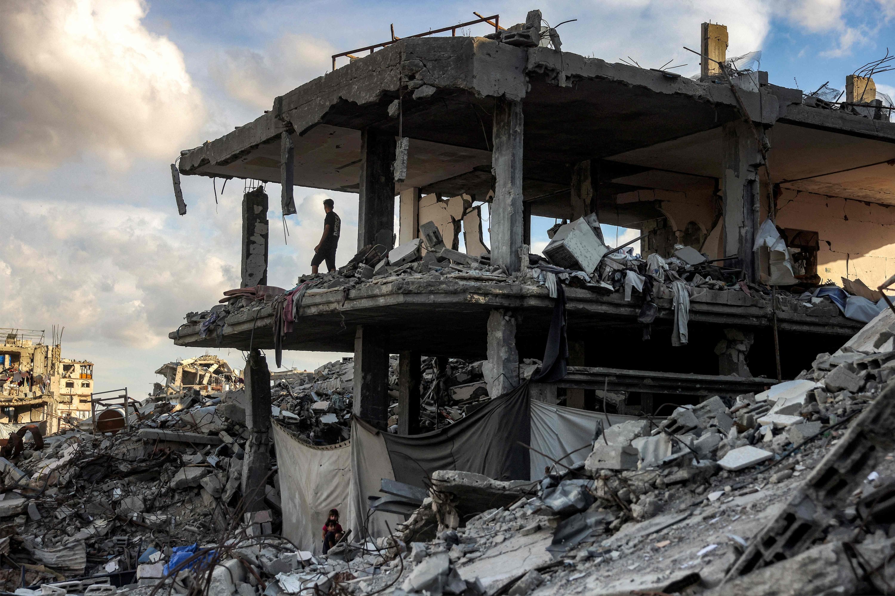 At least 4 Palestinians killed in Israeli attacks across Gaza