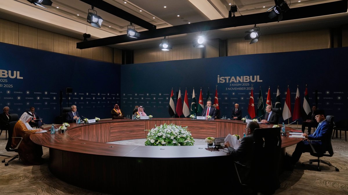 Senior diplomats from Qatar, Pakistan, Saudi Arabia, Jordan, Indonesia and the United Arab Emirates meet, Istanbul, Türkiye, Nov. 3, 2025. (AP Photo)
