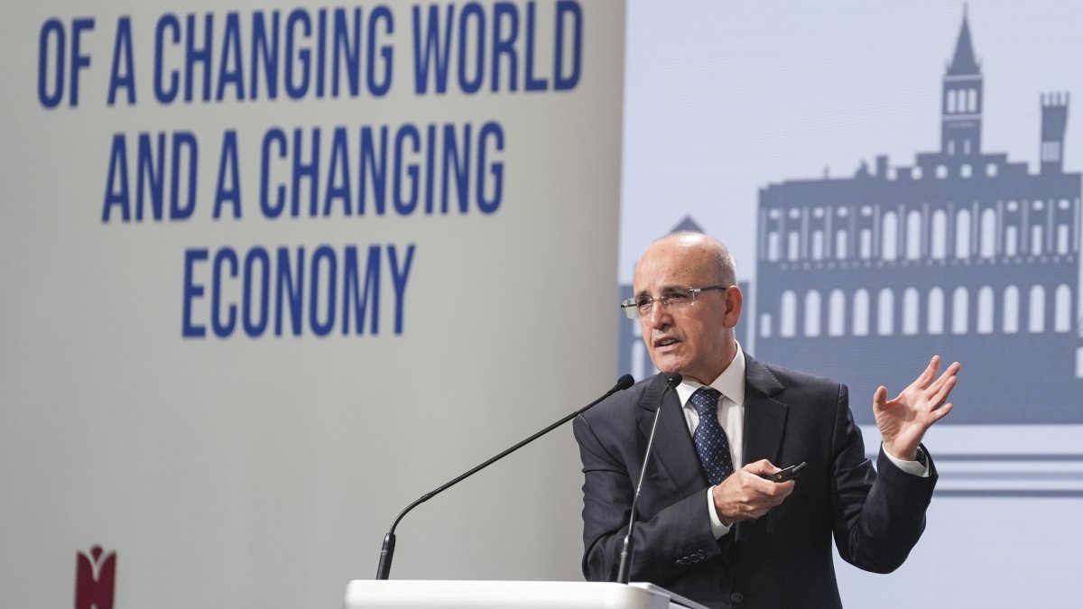 Treasury and Finance Minister Mehmet Şimşek delivers a speech at the 19th Verona Eurasian Economic Forum, Istanbul, Türkiye, Oct. 22, 2026. (AA Photo)