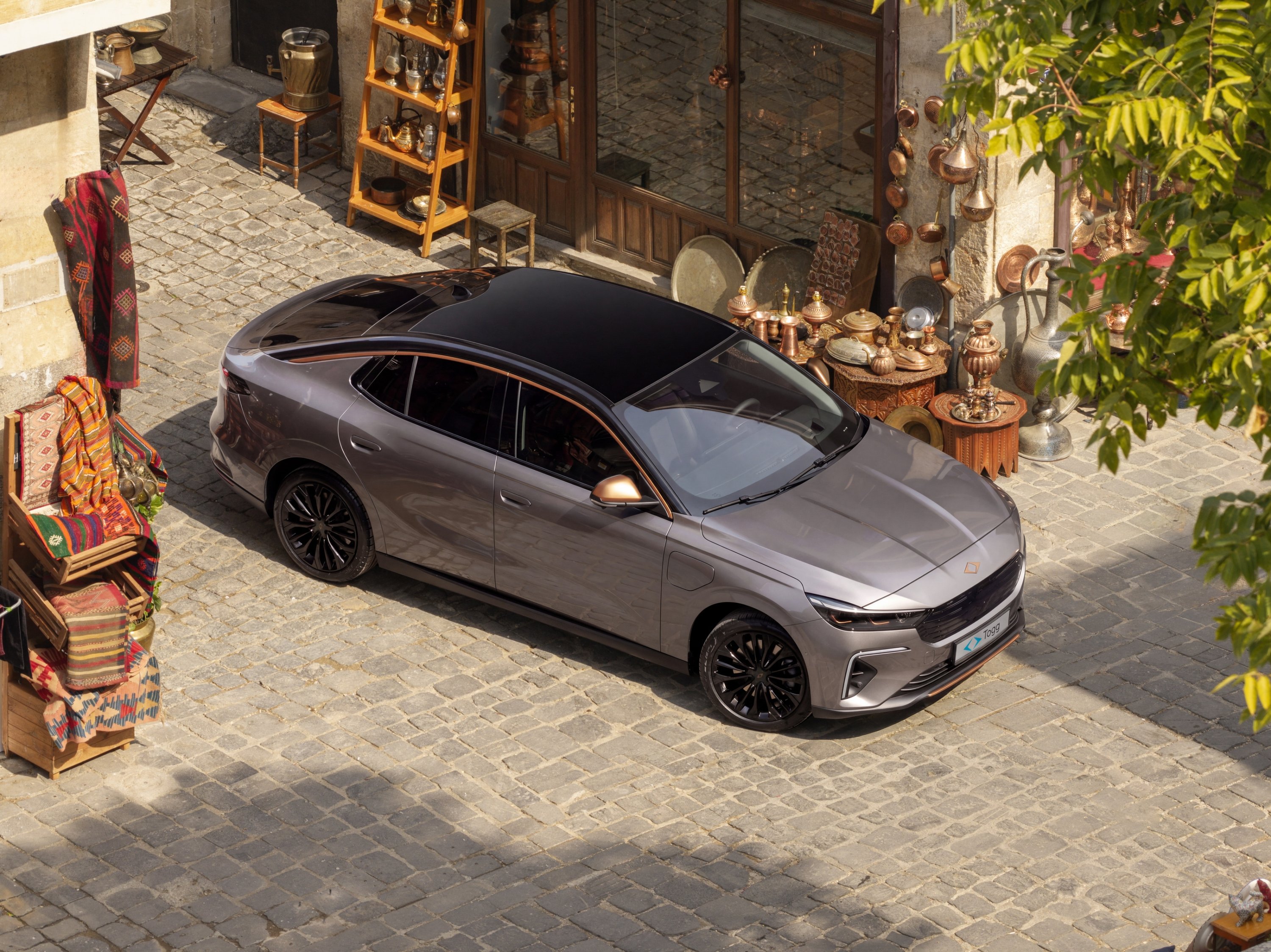 Türkiye's Togg unveils amber-themed special edition of its fastback
