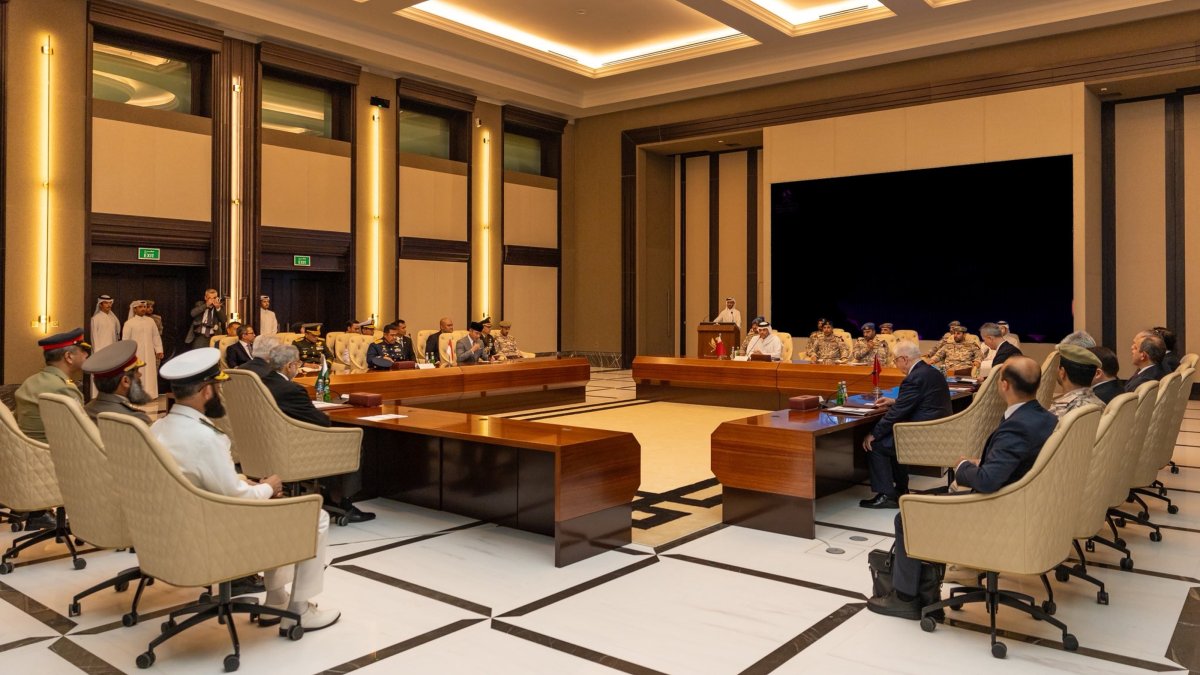 Delegations of Türkiye, Qatar, Pakistan and Indonesia meet for the new "Badr" pact, Doha, Qatar, Oct. 21, 2026. (AA Photo)