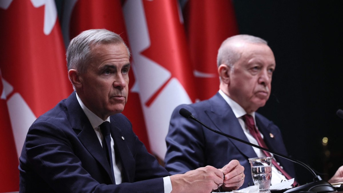 President Recep Tayyip Erdoğan and Canadian Prime Minister Mark Carney hold a joint press conference following their meeting at the Presidential Complex, Ankara, Türkiye, Oct. 22, 2026. (AFP Photo)