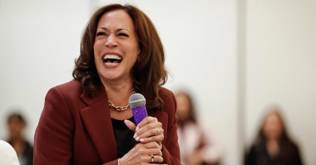 Former U.S. Vice President Kamala Harris laughs while speaking at the third annual SHE LEADS Conference at SLS Hotel, Los Angeles, U.S., Sept. 29, 2026. (AFP Photo)