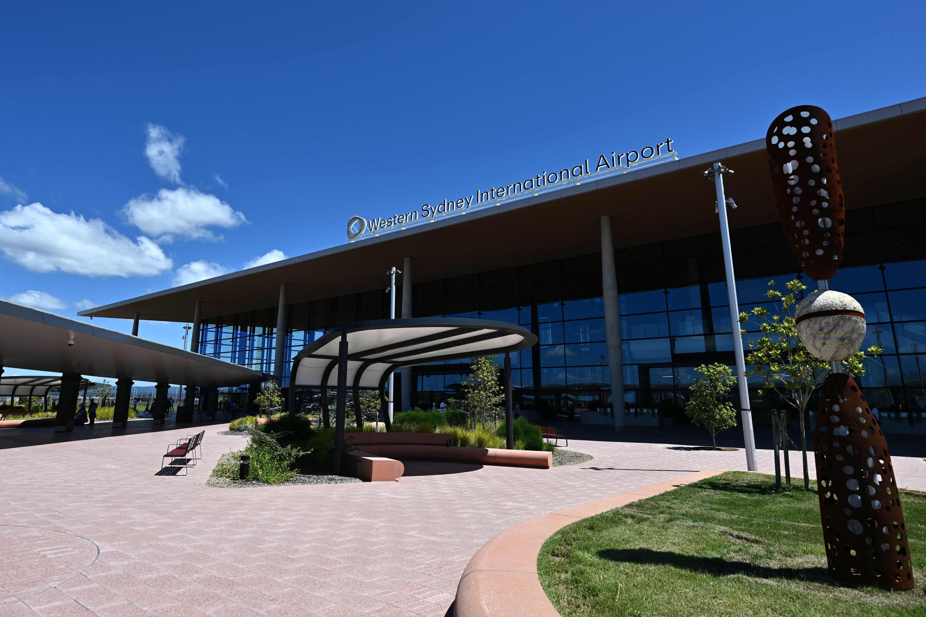 Sydney opens new international airport after years of planning
