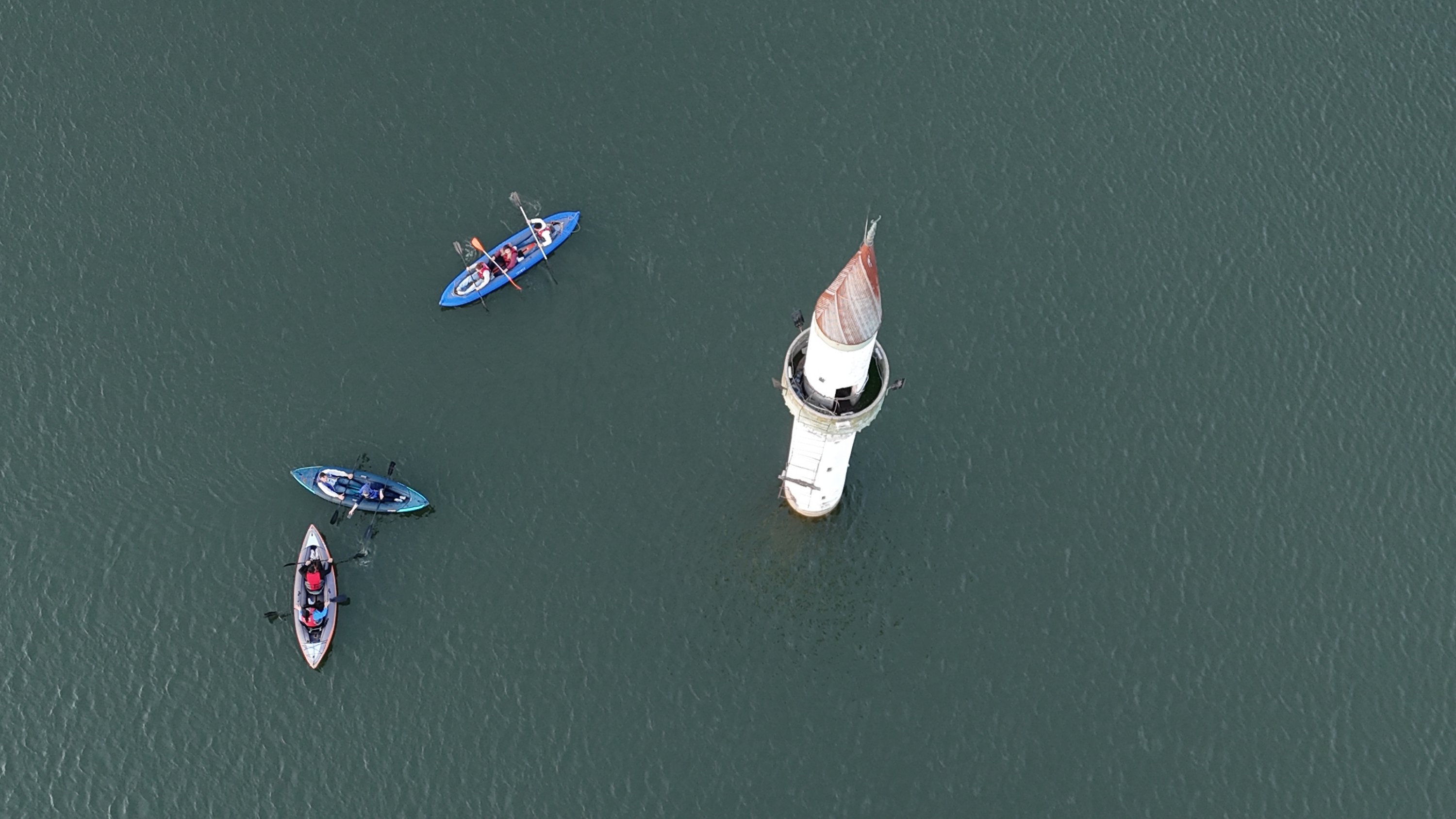 An aerial view of canoes around the Sunken Minaret on the Kızılırmak River in Bafra, Samsun, Türkiye, Oct. 26, 2026. (AA Photo)