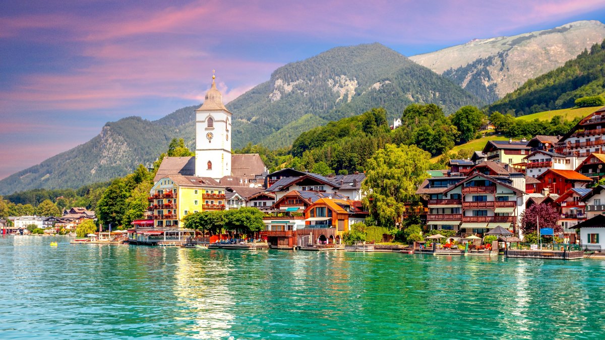 A general view of St. Wolfgang, Salzkammergut, Austria. (Shutterstock Photo)
