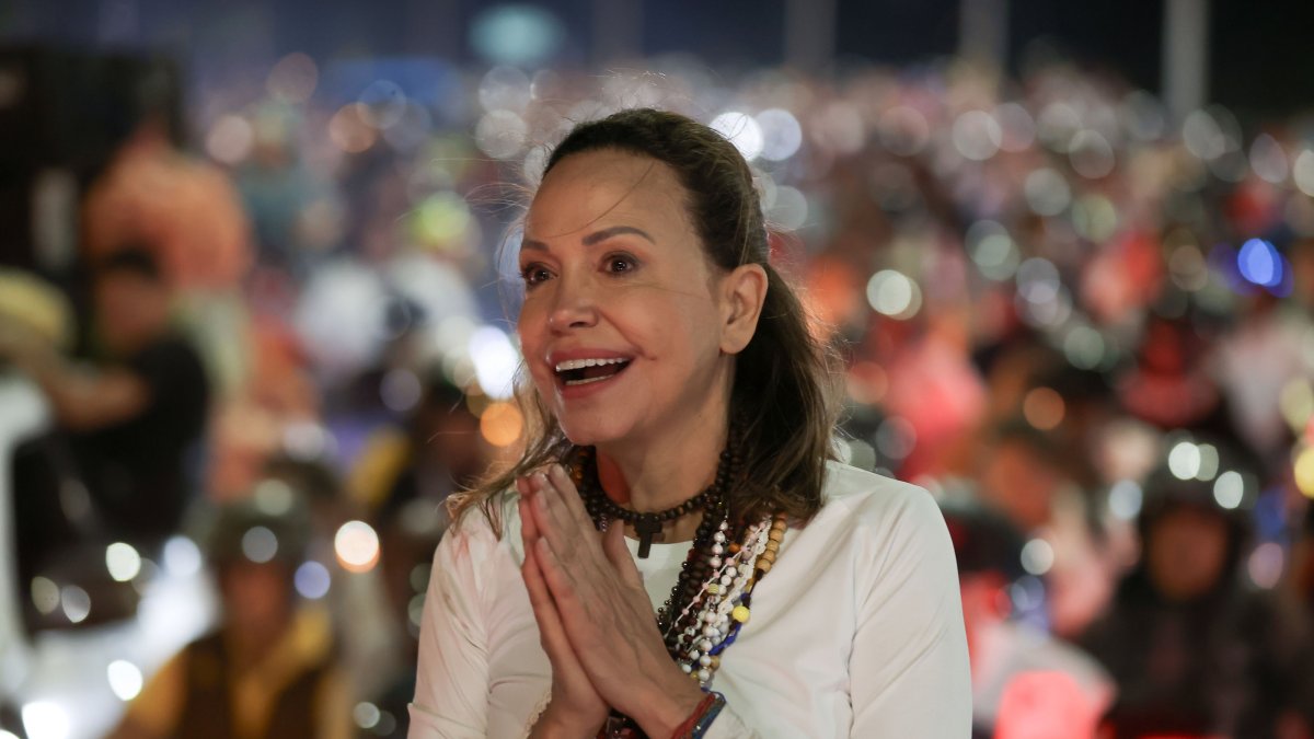 Venezuelan opposition leader and 2025 Nobel Peace Prize laureate Maria Corina Machado greets supporters in Caracas, Venezuela, Oct. 25, 2026. (EPA Photo)