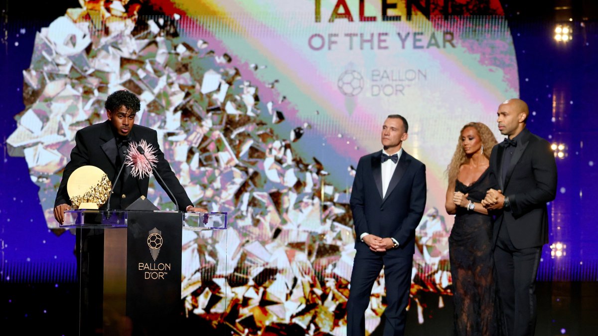 Barcelona player Lamine Yamal delivers his speech after winning the Men's Young Talent of the Year award at the 2026 Ballon d'Or awards ceremony at the London Palladium Theatre, London, Great Britain, Oct. 26, 2026. (EPA Photo)
