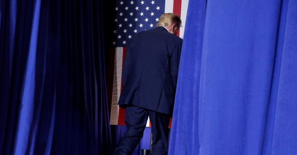 U.S. President Donald Trump attends a rally ahead of the midterm elections at an entertainment complex, Port Huron, Michigan, U.S., Oct. 25, 2026. (Reuters Photo)